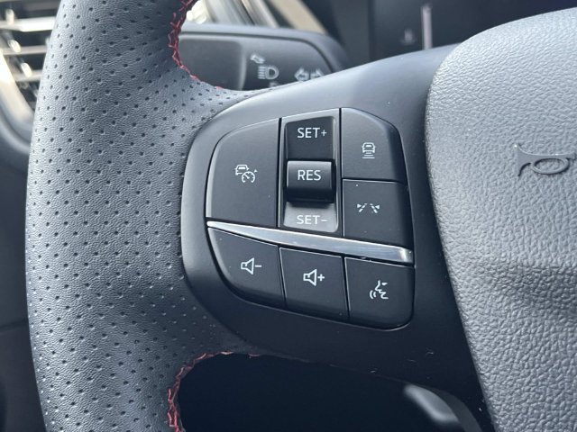 Used 2024 Ford Escape ST-Line w/ Tech Pack #1 AWD/4WD image 25