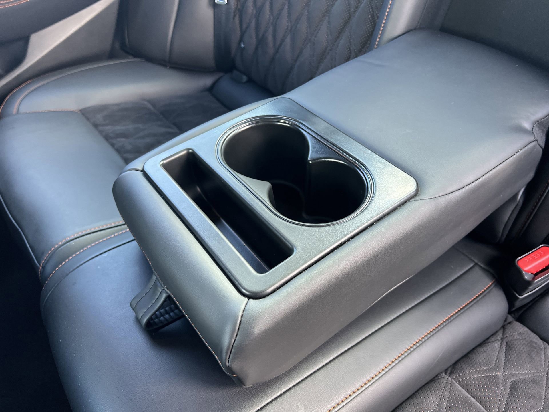 Used 2021 Nissan Maxima SR w/ Sport Mat Group image 25