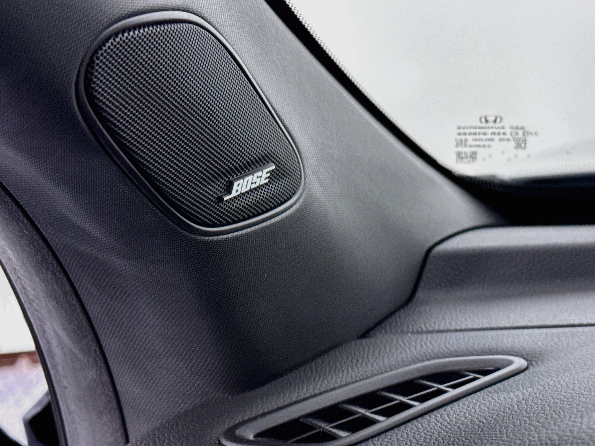 Certified 2025 Honda Pilot Black Edition image 19