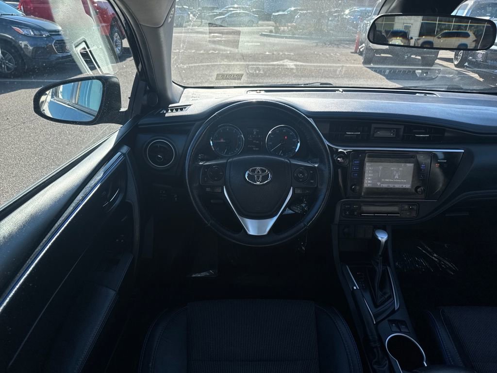 Used 2017 Toyota Corolla SE w/ Carpet Mat Package (TMS) image 12