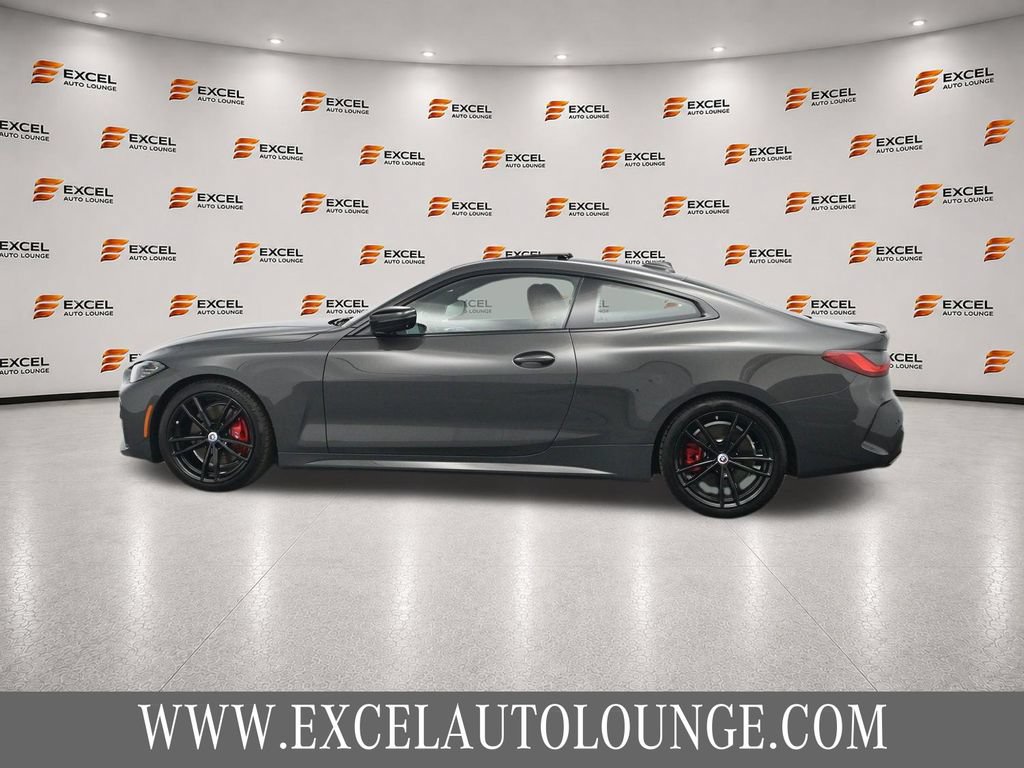 Used 2023 BMW M440i Coupe w/ Parking Assistance Package RWD image 2