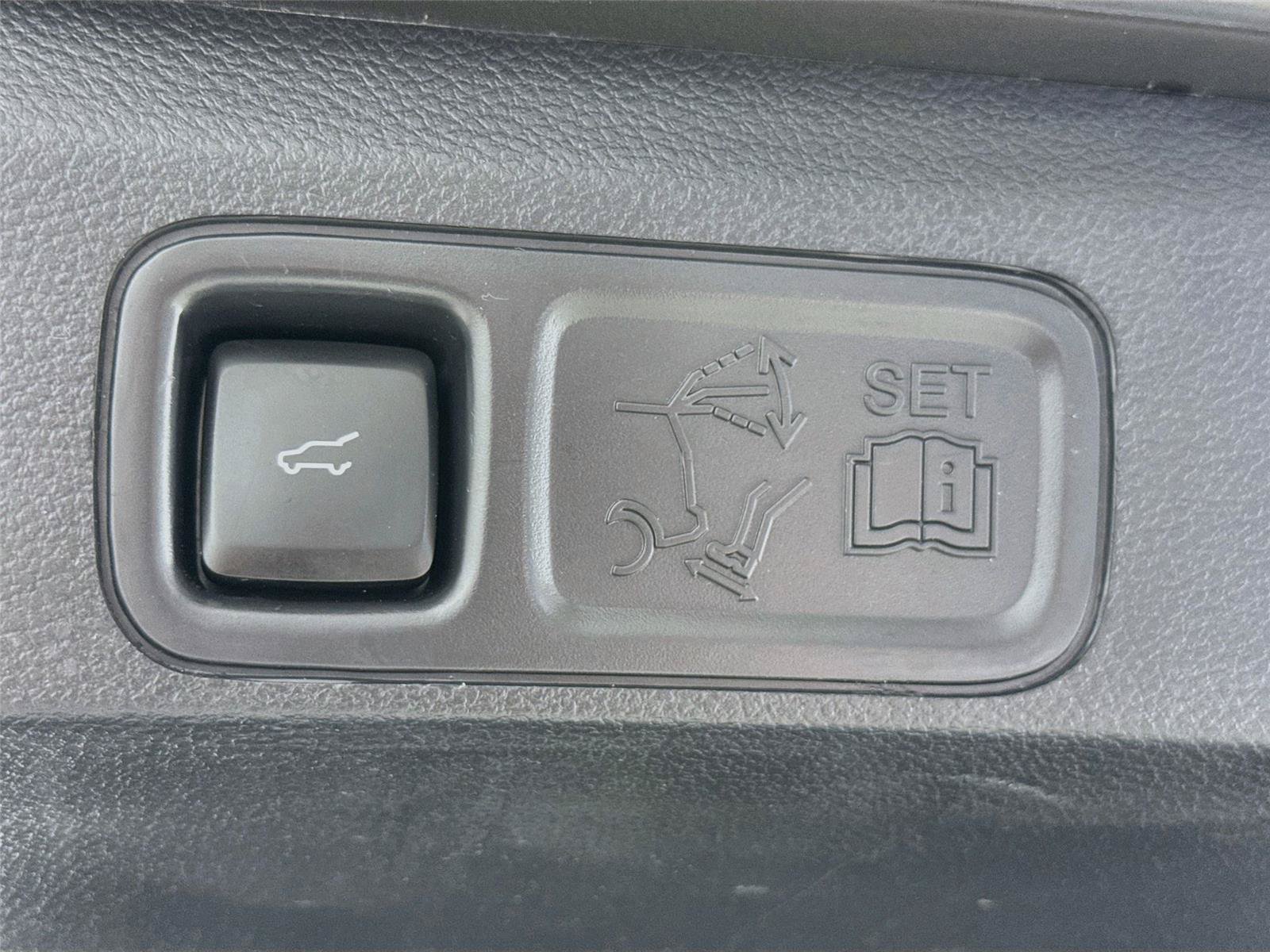 Used 2023 Lincoln Navigator Black Label AWD/4WD image 31