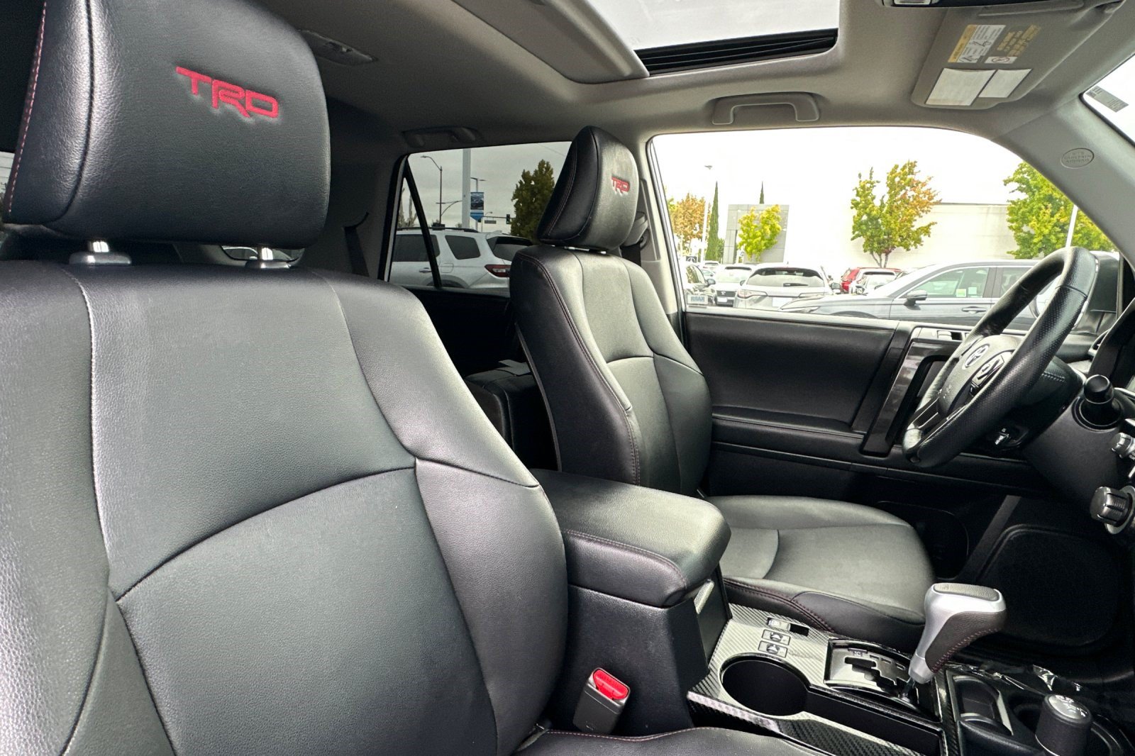 Used 2023 Toyota 4Runner TRD Off-Road Premium w/ Moonroof Package AWD/4WD image 29