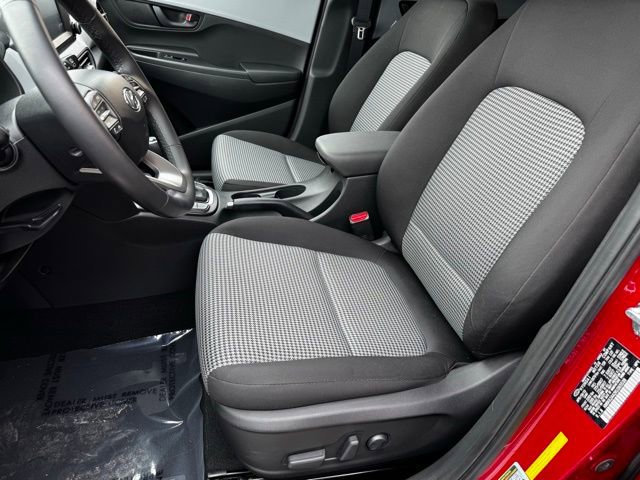 Used 2019 Hyundai Kona SEL w/ SEL Tech Package 02 image 3