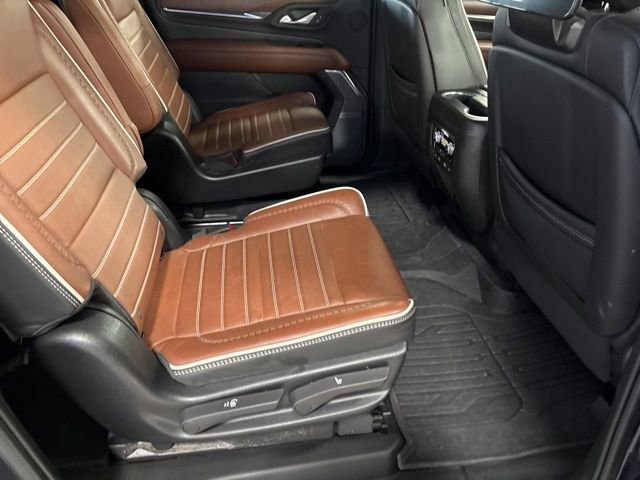 Used 2023 GMC Yukon XL Denali Ultimate image 21