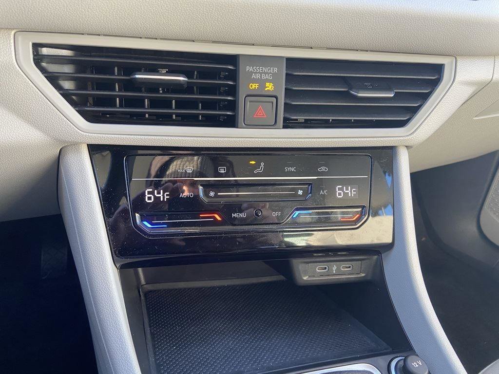 Used 2025 Volkswagen Jetta S image 29