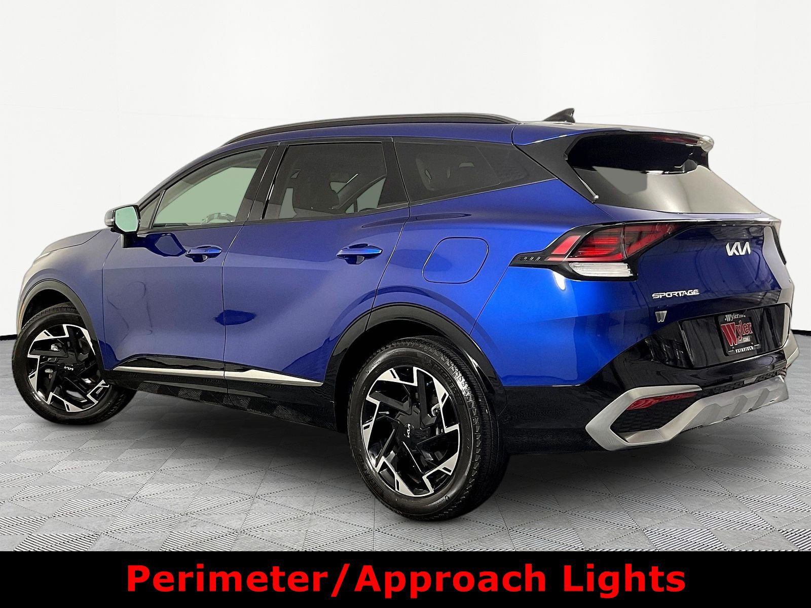 Used 2024 Kia Sportage SX AWD/4WD image 4