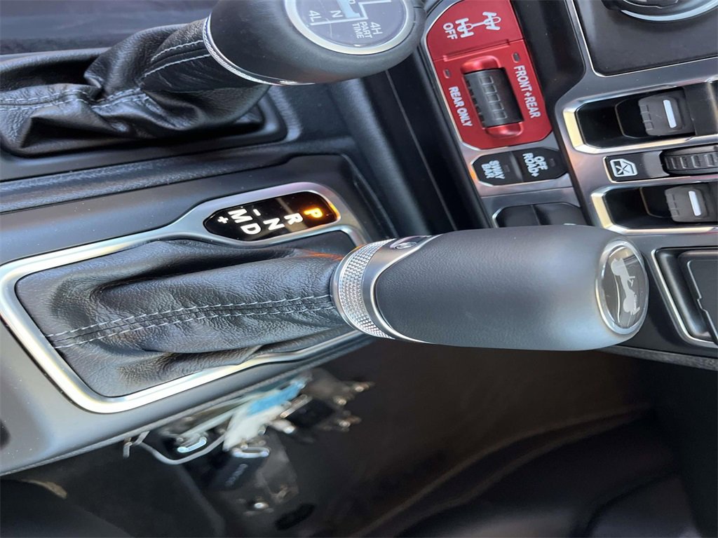 New 2025 Jeep Wrangler Unlimited Rubicon image 28