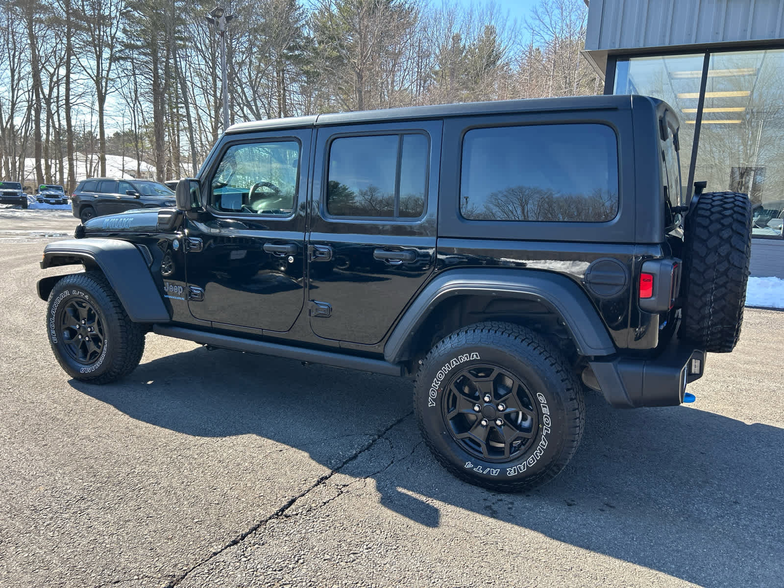 Used 2023 Jeep Wrangler Unlimited w/ Cold Weather Group image 9