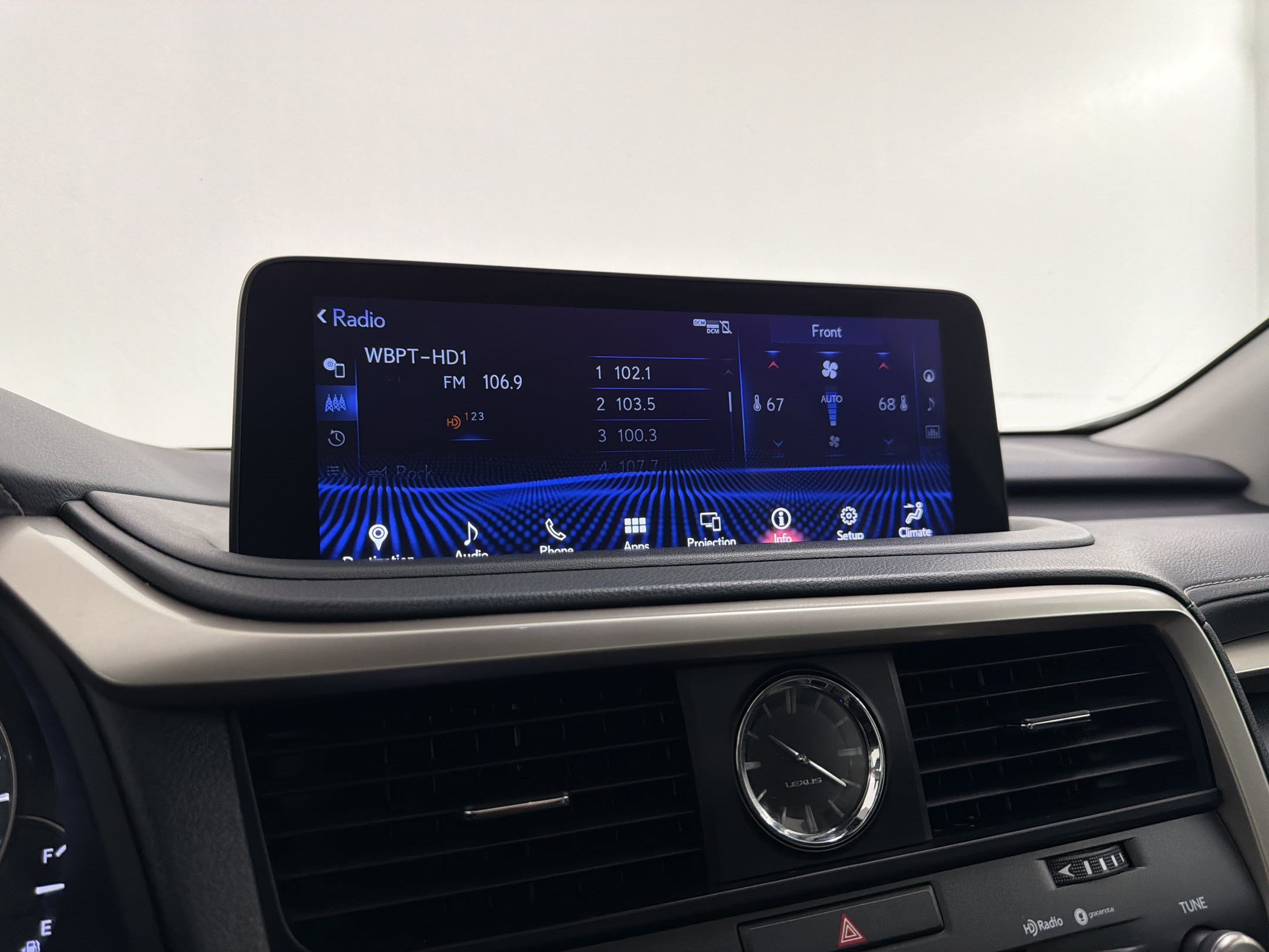 Certified 2022 Lexus RX 450h AWD w/ Special Edition image 24