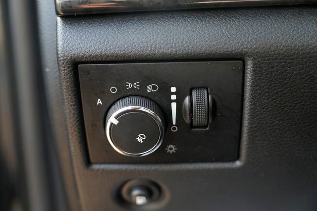 Used 2011 Jeep Grand Cherokee Laredo image 44