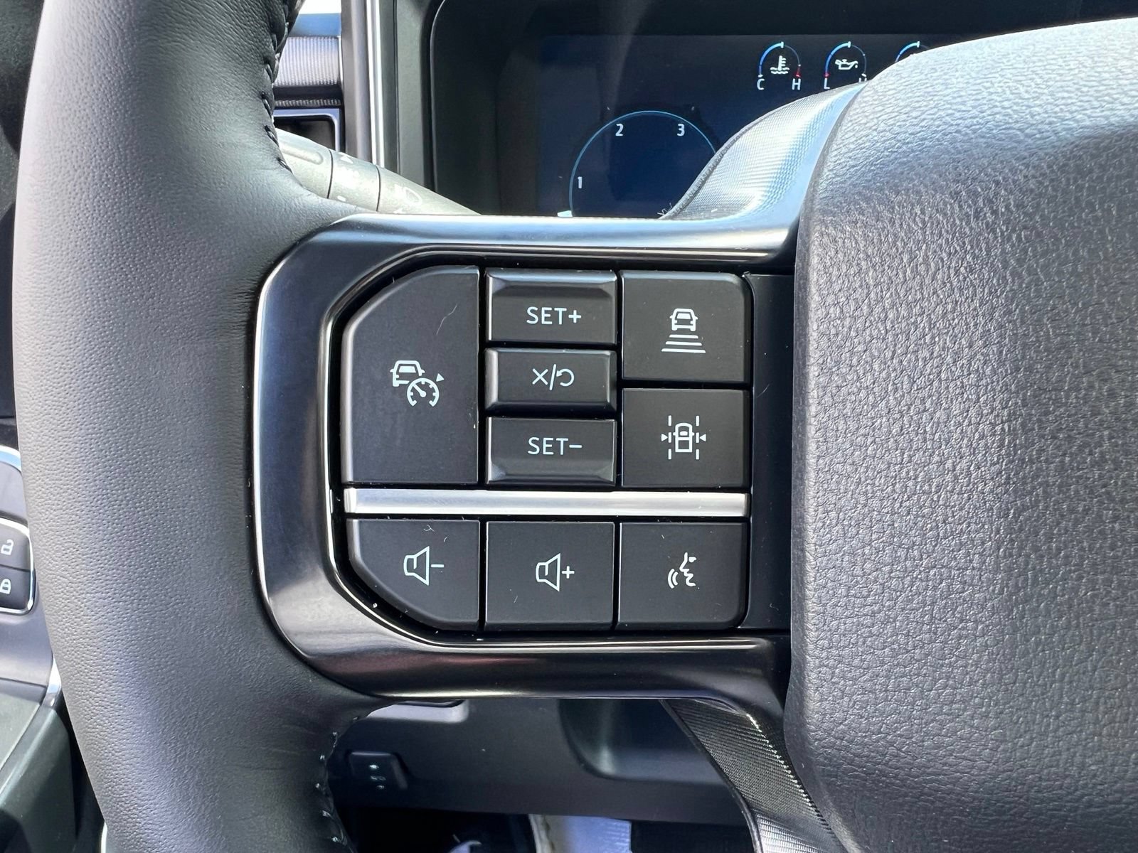 New 2026 Ford F350 Platinum AWD/4WD image 36