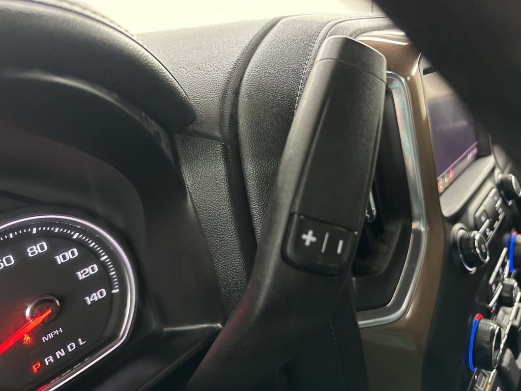 Certified 2020 Chevrolet Silverado 1500 High Country w/ Technology Package image 37