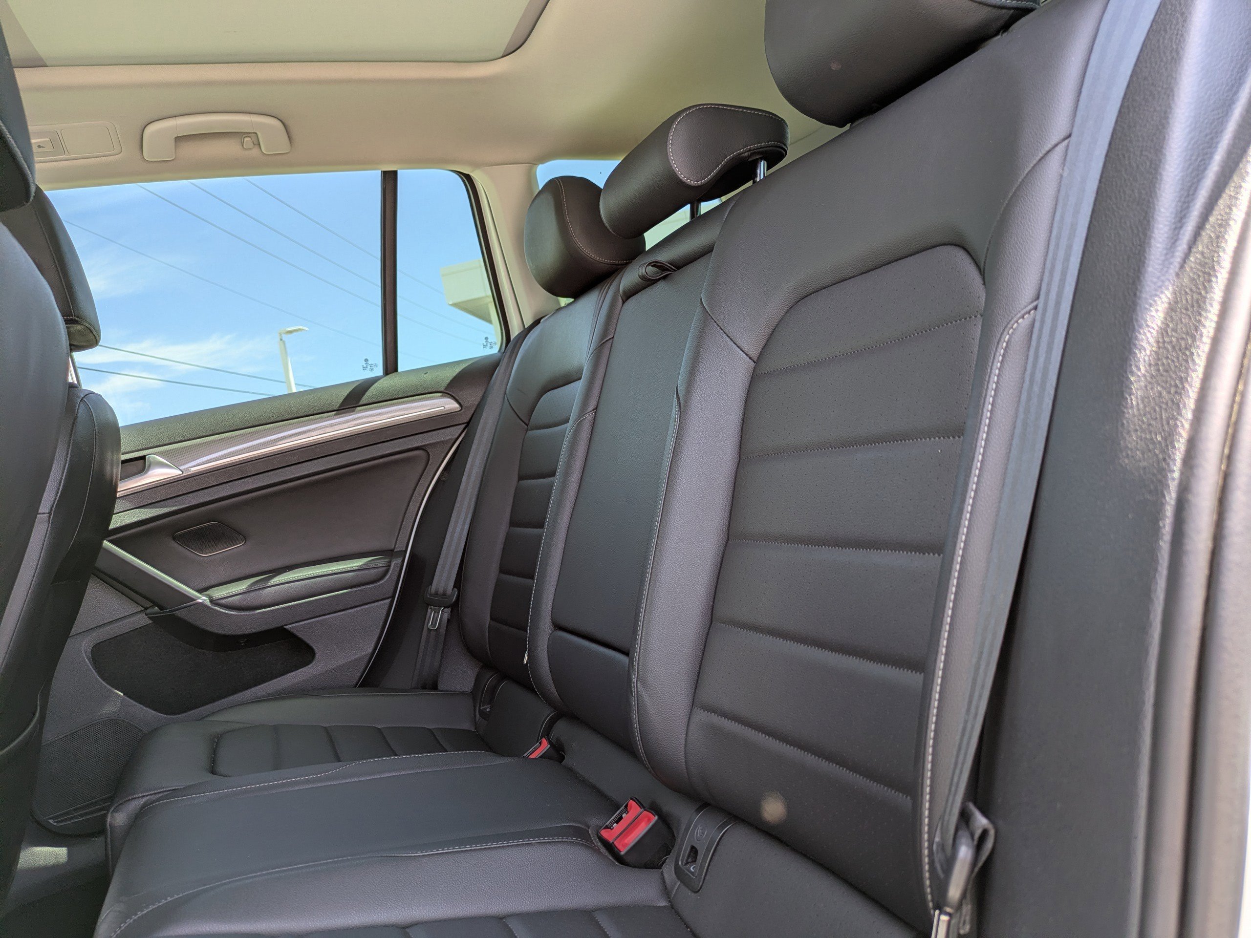 Used 2017 Volkswagen Golf Alltrack SEL image 14