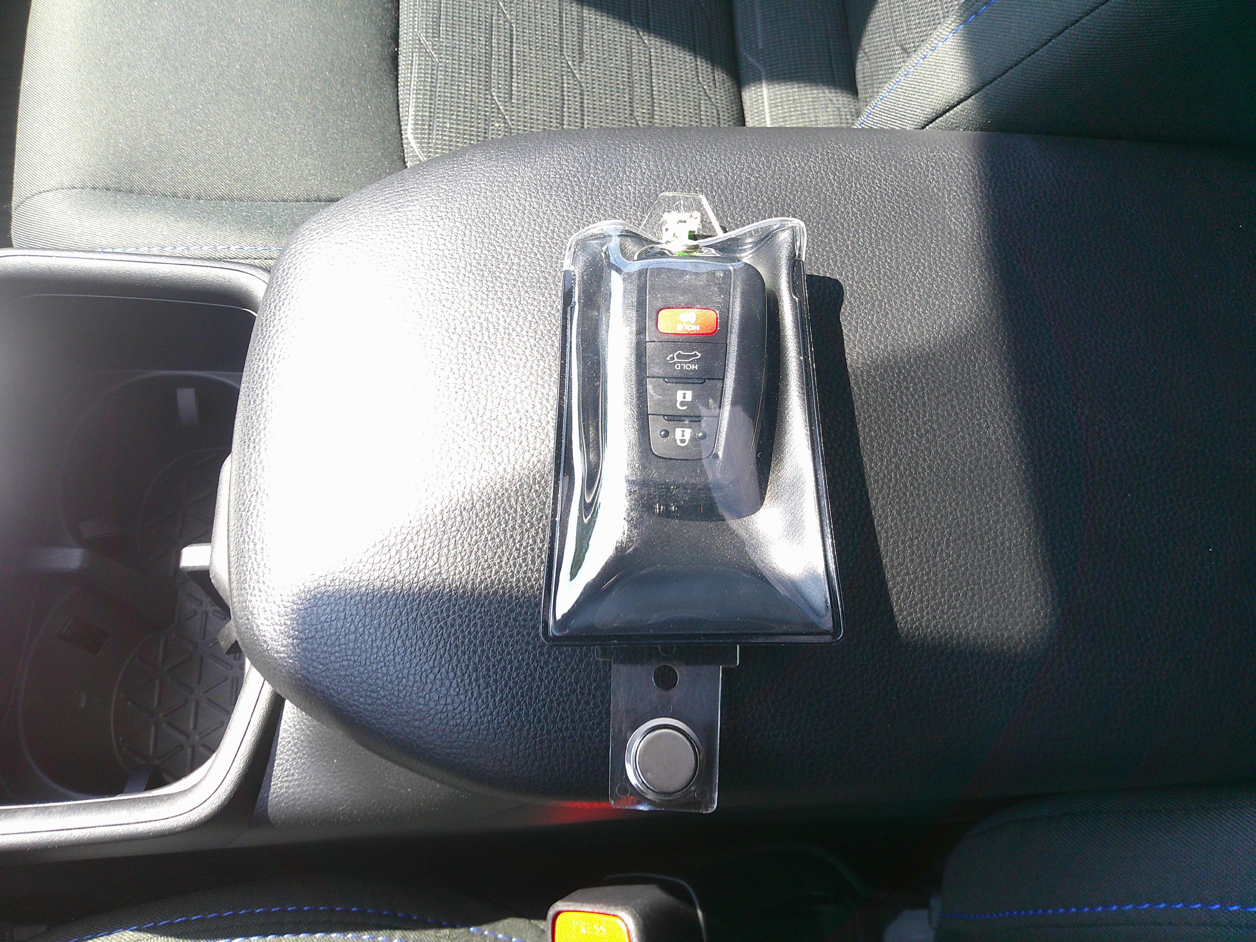 Used 2023 Toyota RAV4 SE w/ Convenience Package image 37