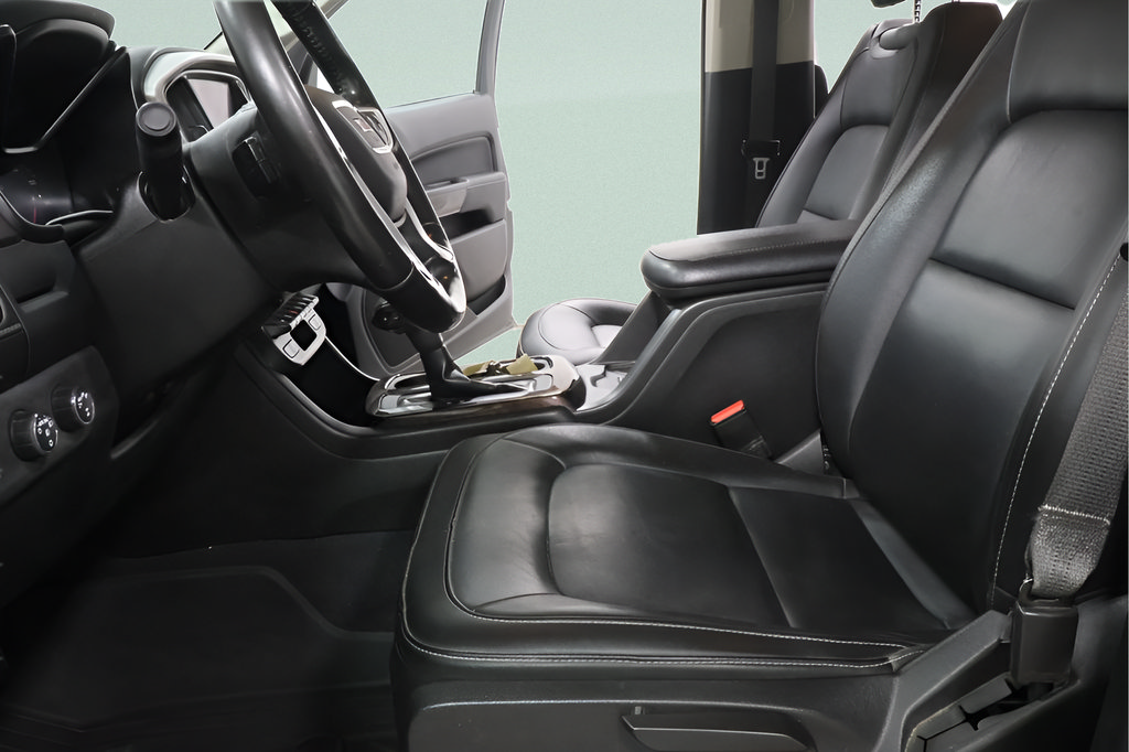 Used 2019 GMC Canyon SLT w/ Driver Alert Package AWD/4WD image 11
