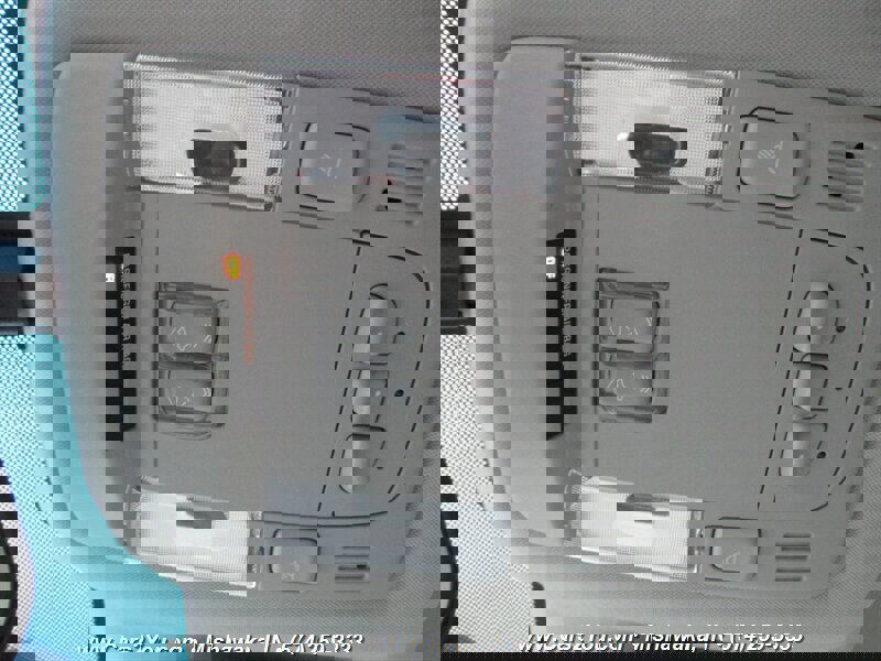 Used 2010 Cadillac DTS Luxury FWD image 39