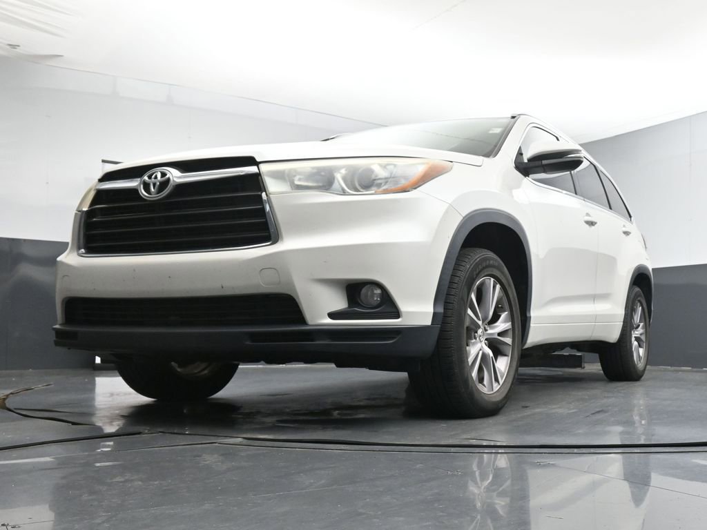 Used 2015 Toyota Highlander XLE image 20