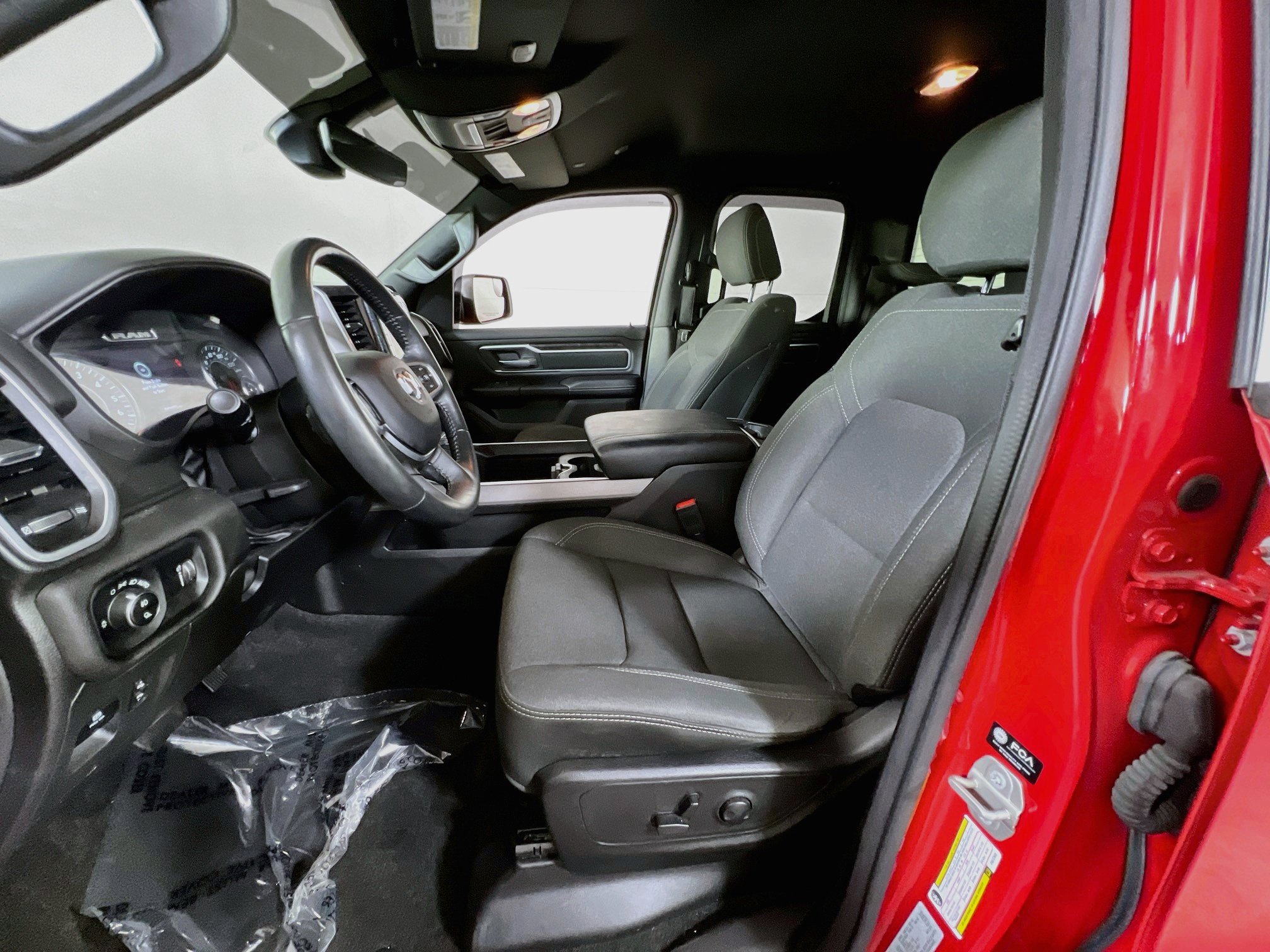 Used 2023 RAM 1500 Big Horn AWD/4WD image 21