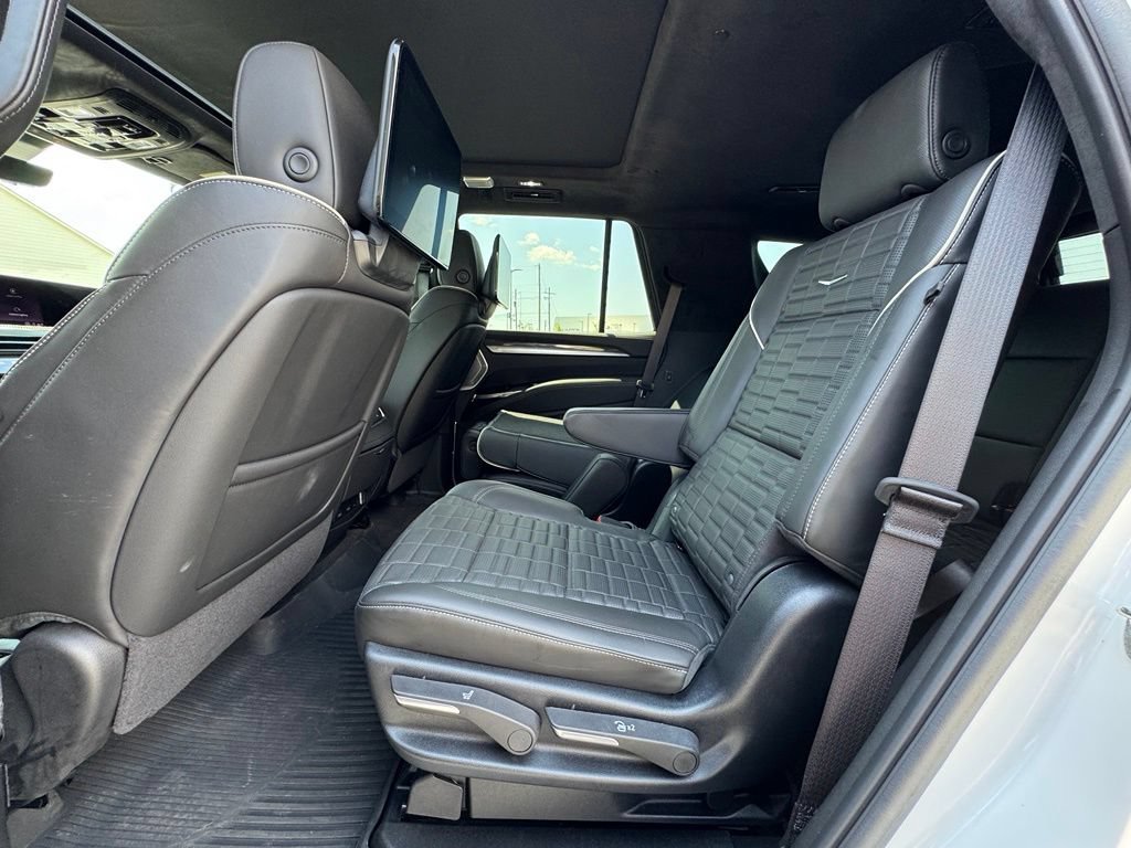 Certified 2025 Cadillac Escalade V w/ LPO, Floor Liner Package AWD/4WD image 34