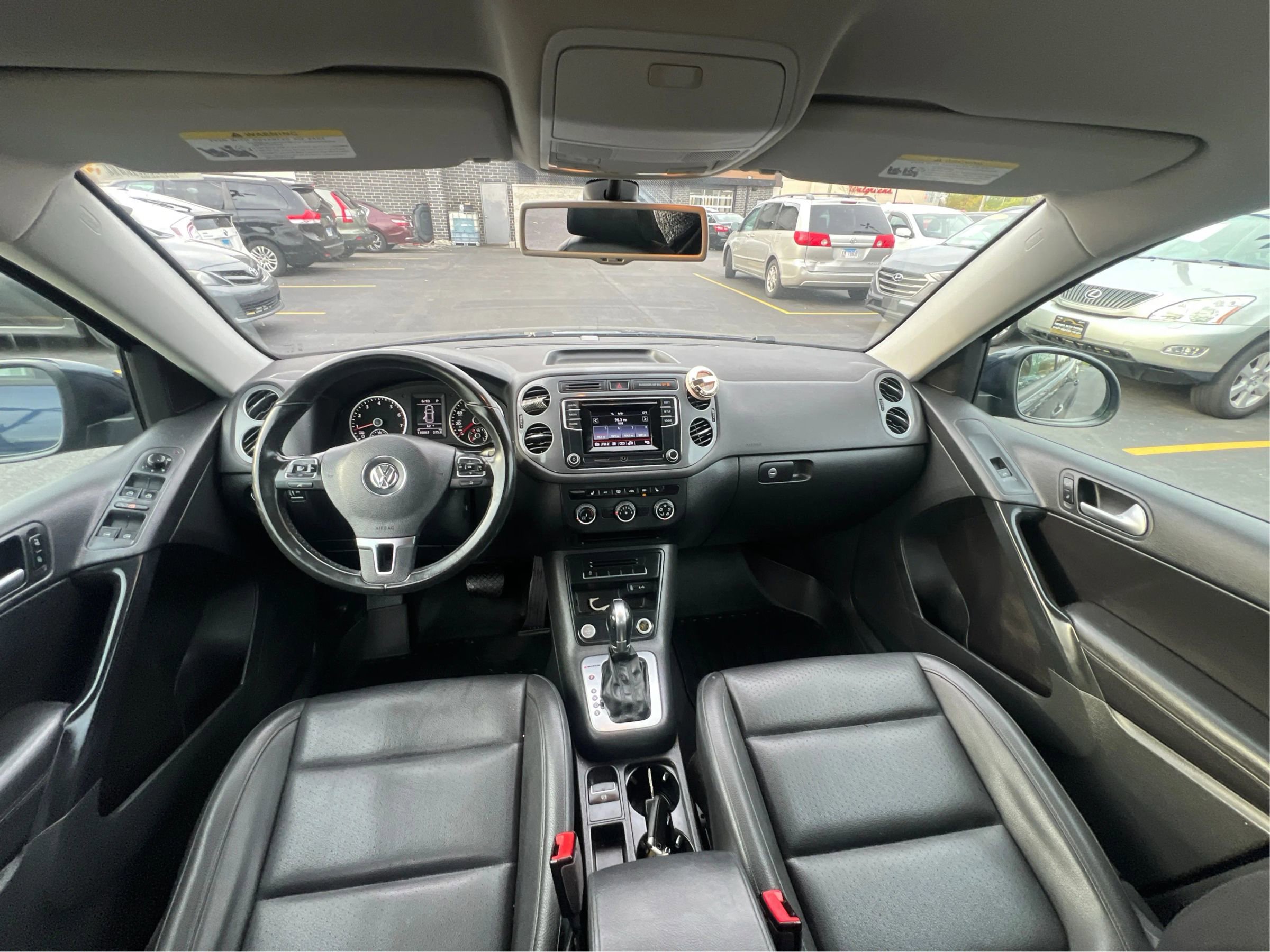 Used 2016 Volkswagen Tiguan S image 25