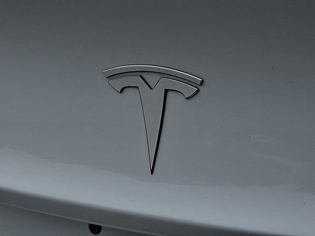 Used 2018 Tesla Model 3 Long Range RWD image 32