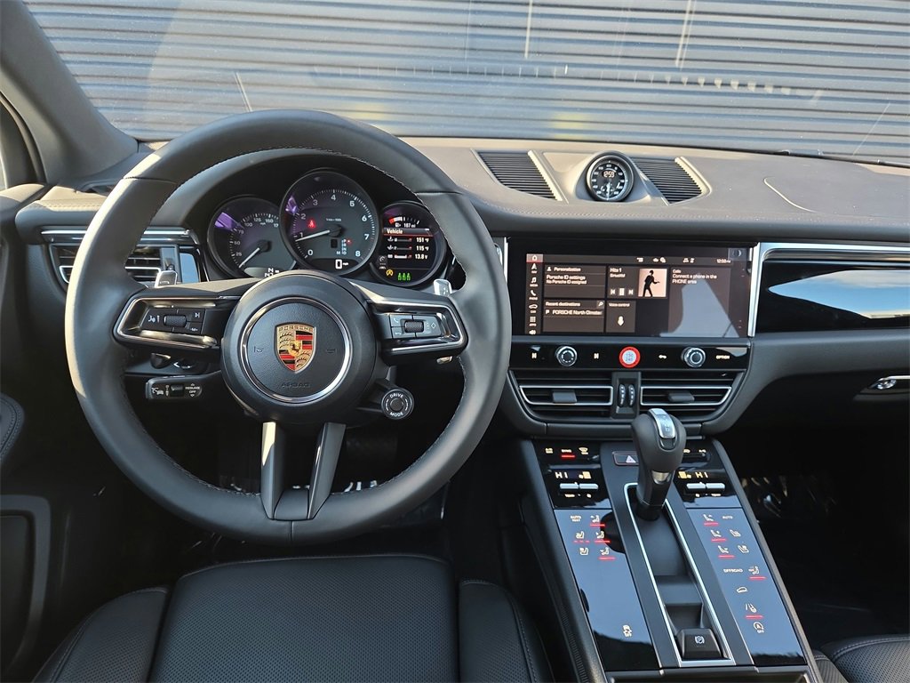 New 2026 Porsche Macan image 8