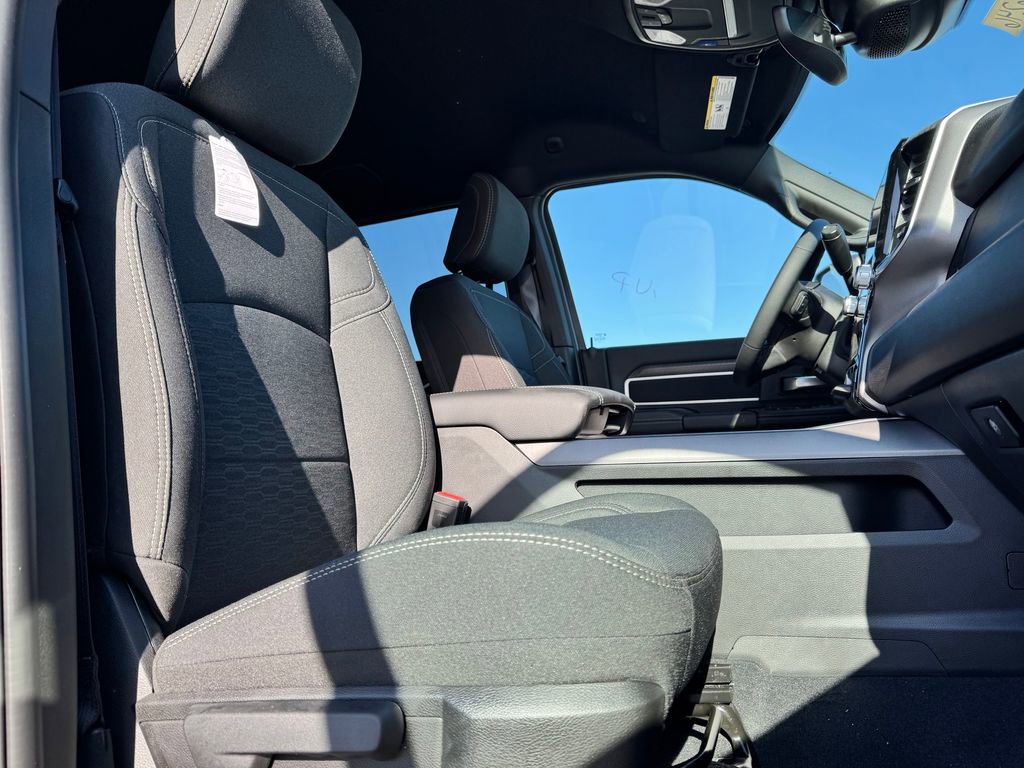 New 2026 RAM 2500 Big Horn AWD/4WD image 11