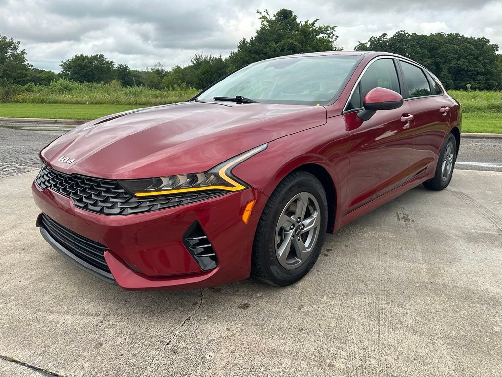 Used 2023 Kia K5 LXS FWD image 2