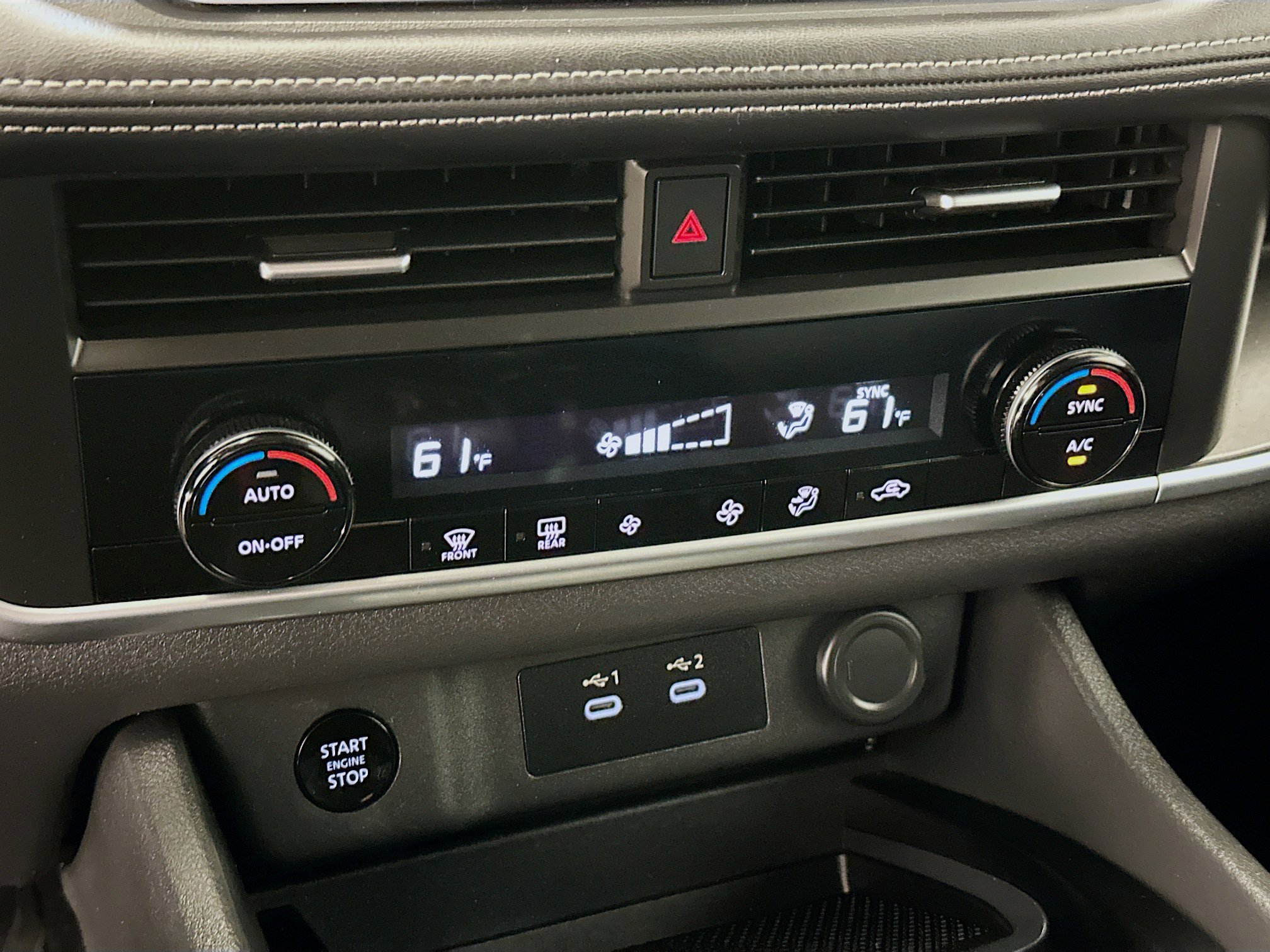 Used 2025 Nissan Rogue SV image 23