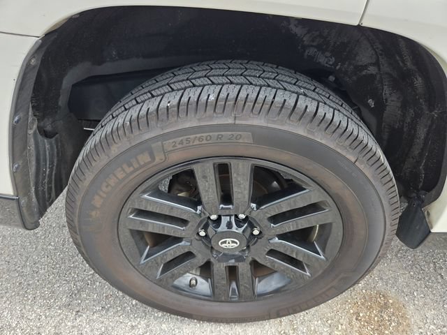 Used 2019 Toyota 4Runner Limited RWD image 18