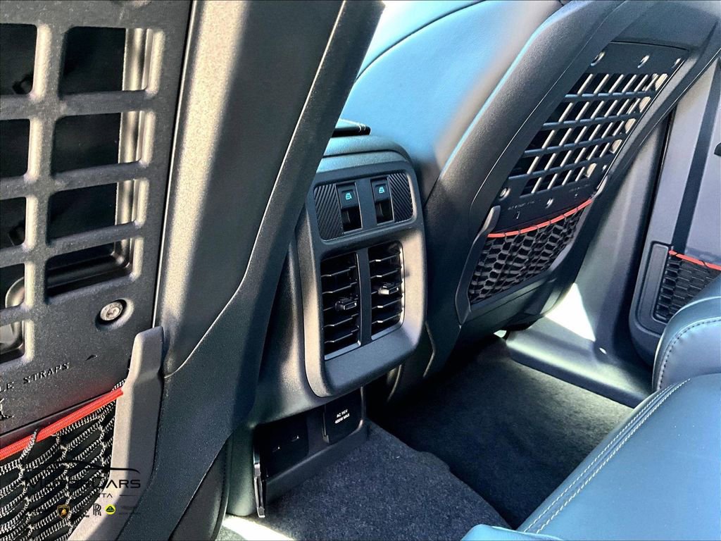Used 2025 Ford Bronco Raptor image 29
