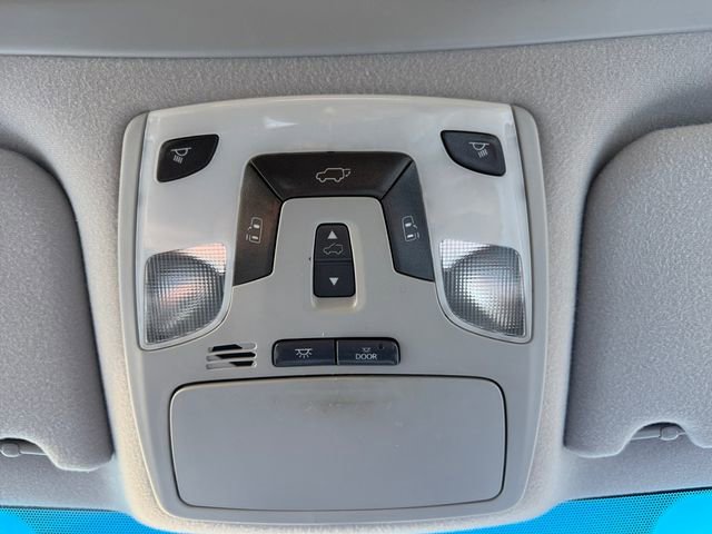 Used 2013 Toyota Sienna XLE w/ Entertainment Pkg image 24