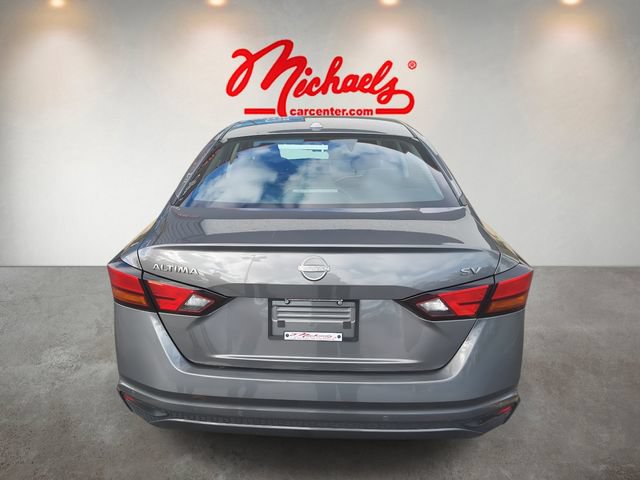 Used 2024 Nissan Altima 2.5 SV FWD image 5