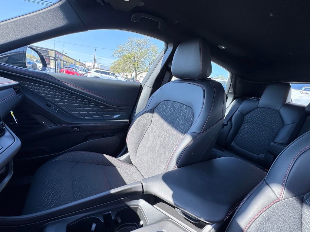 New 2026 Dodge Charger GT w/ Driver Convenience Group AWD/4WD image 14