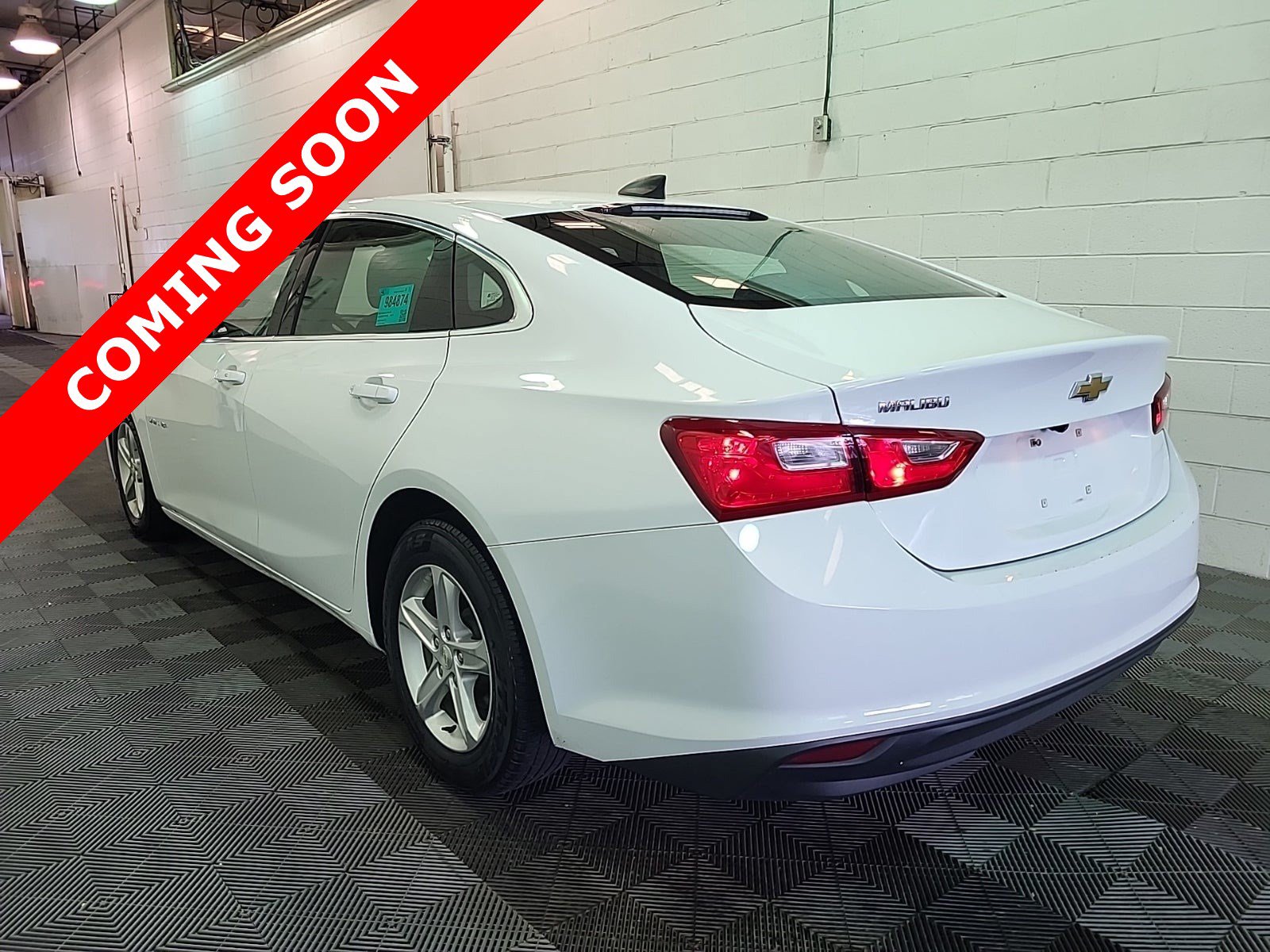 Used 2023 Chevrolet Malibu LS FWD image 4