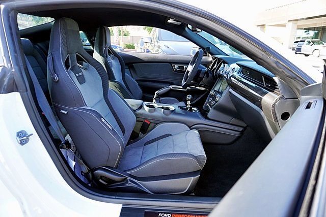 Used 2020 Ford Mustang Shelby GT350 w/ Technology Package RWD image 13