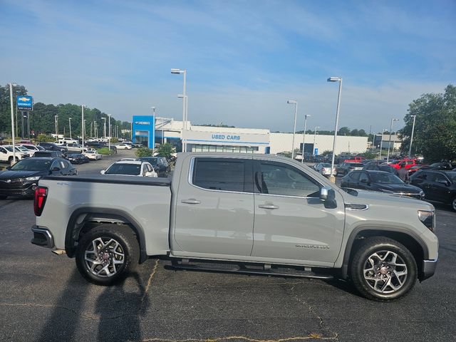 Used 2024 GMC Sierra 1500 SLE AWD/4WD image 9