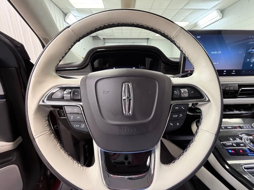 Used 2023 Lincoln Nautilus Black Label w/ Class II Trailer Tow Package AWD/4WD image 47