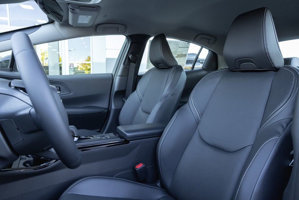 New 2026 Toyota Prius Plug-In Hybrid image 8