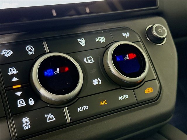 New 2026 Land Rover Defender 110 X-Dynamic SE image 23