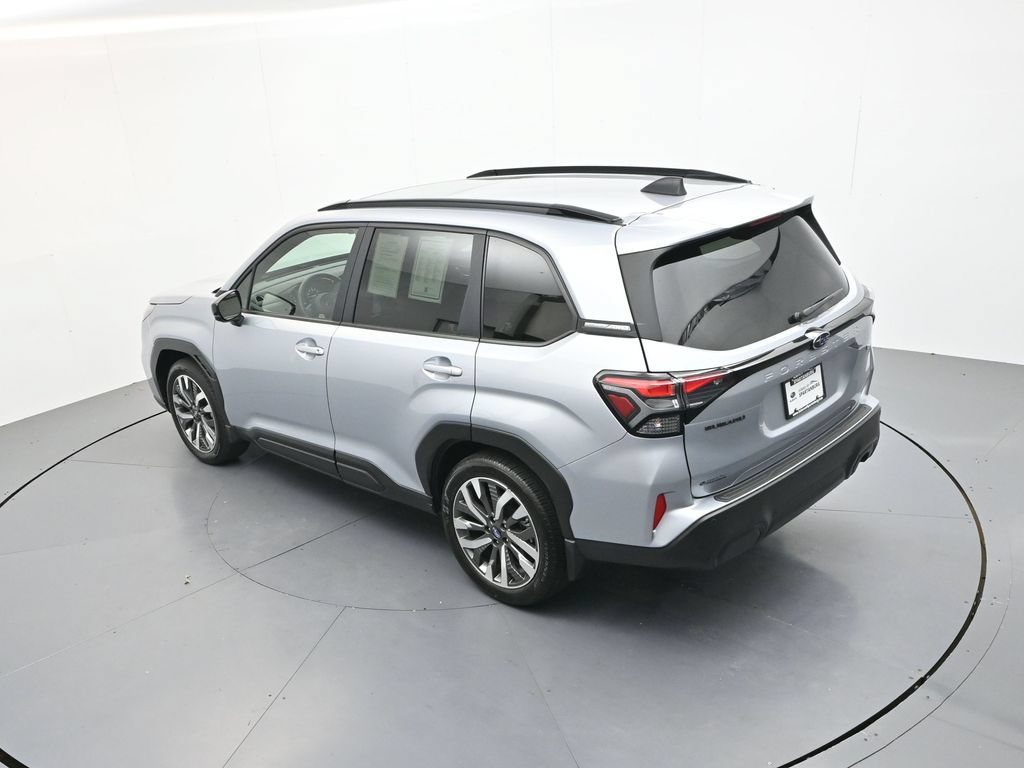 Used 2025 Subaru Forester Touring w/ Popular Package - Touring AWD/4WD image 30