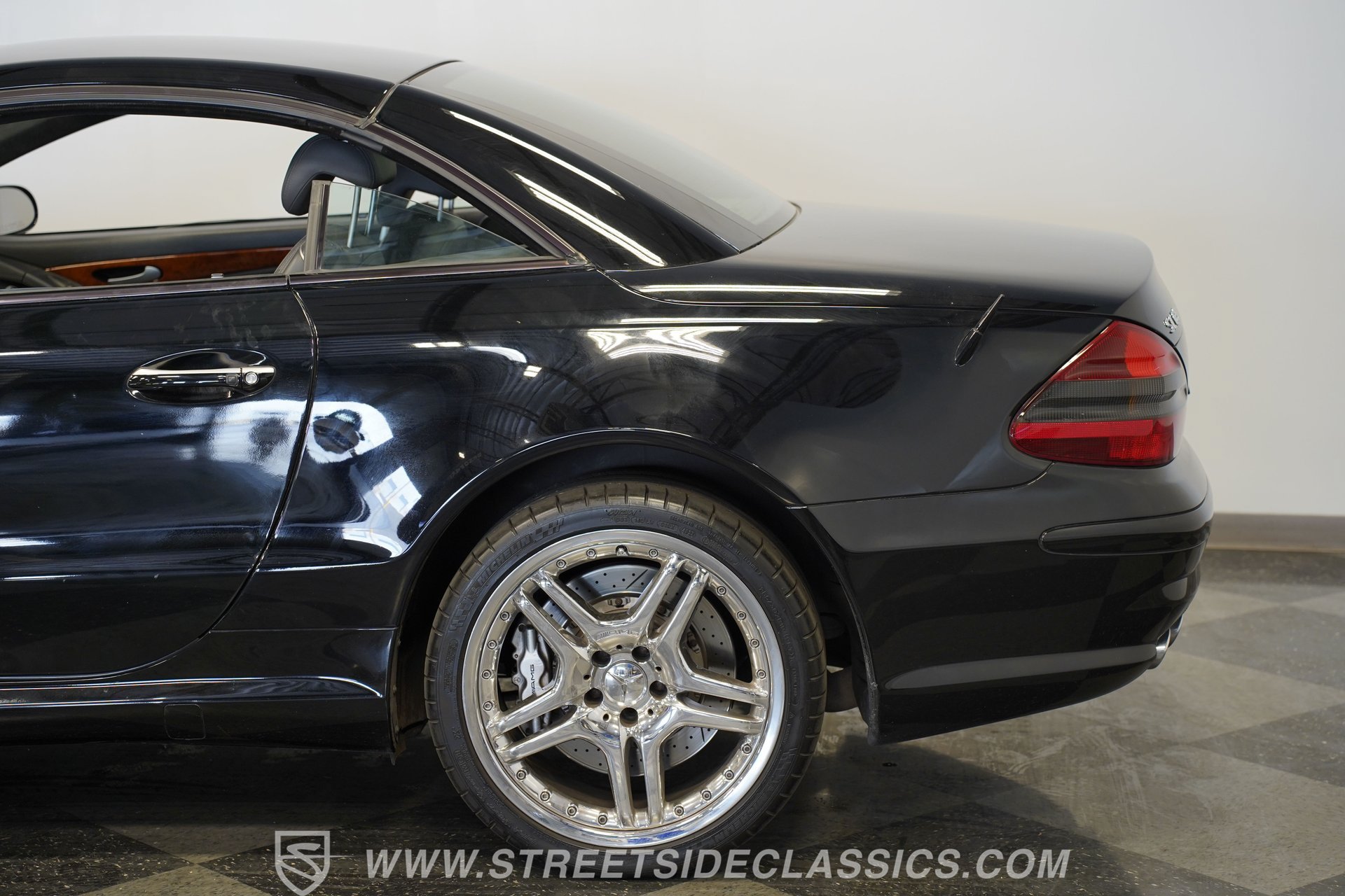 Used 2005 Mercedes-Benz SL 65 AMG image 20