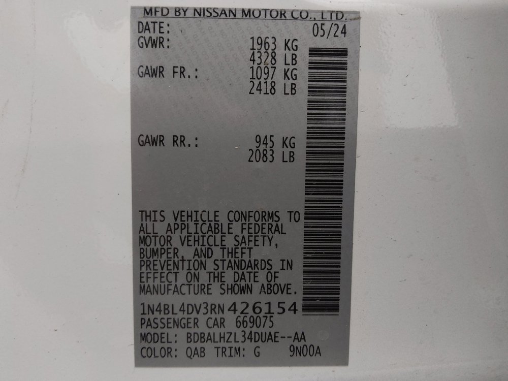 Used 2024 Nissan Altima 2.5 SV w/ SV Premium Package FWD image 33