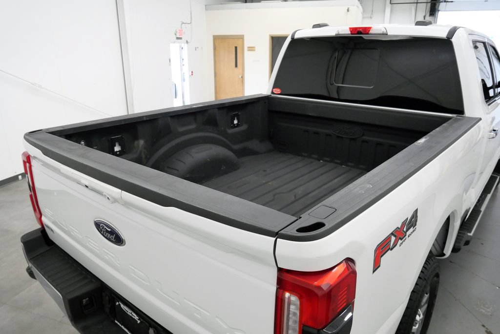 Used 2023 Ford F250 Lariat w/ Chrome Package AWD/4WD image 40