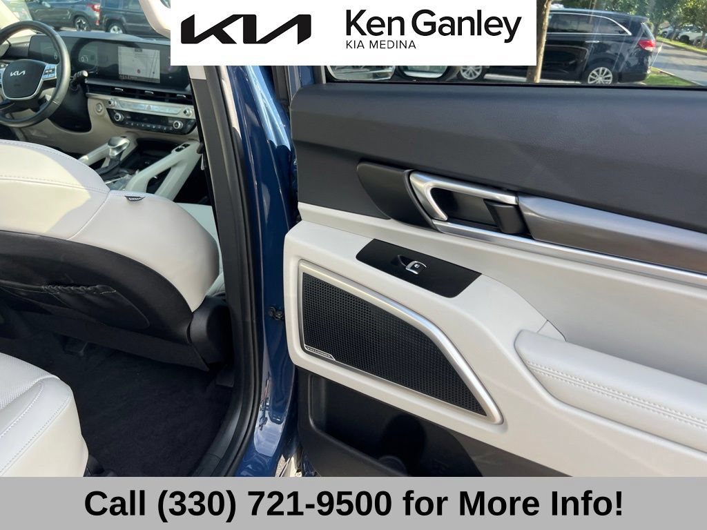 Certified 2024 Kia Telluride S w/ S Sunroof Package AWD/4WD image 56