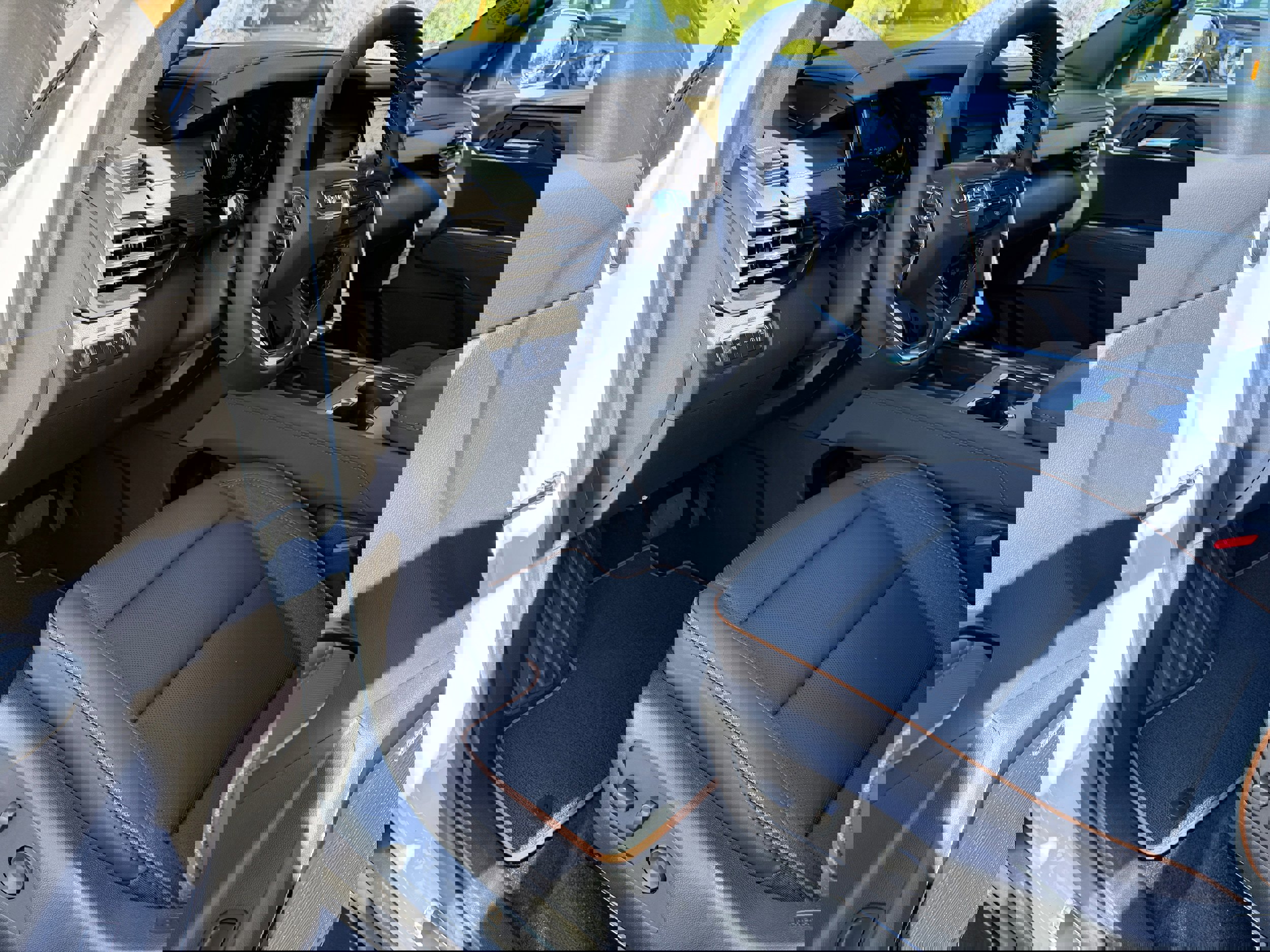 New 2026 GMC Acadia AT4 w/ Luxury Package image 11