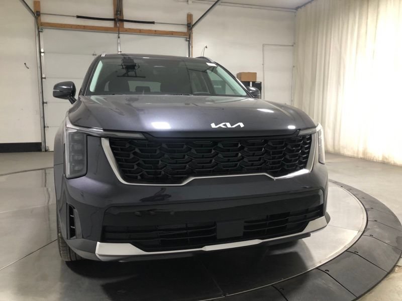 New 2026 Kia Sorento S FWD image 2