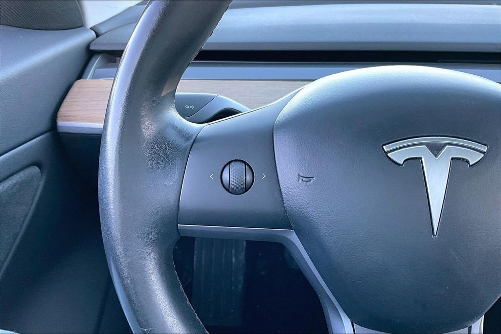 Used 2018 Tesla Model 3 Long Range image 18