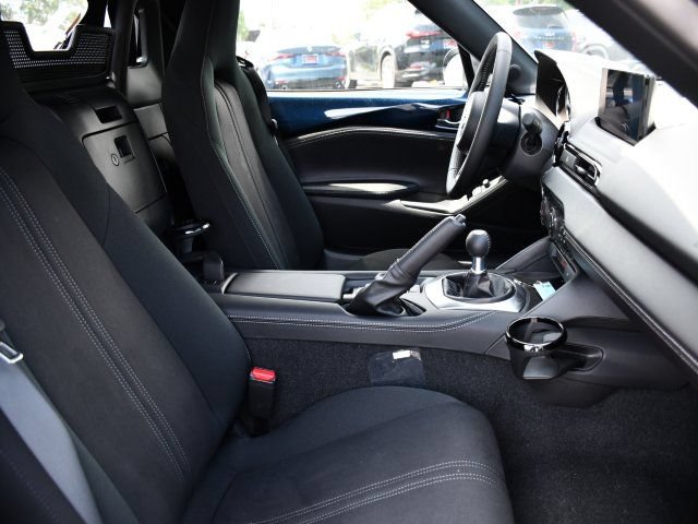 New 2026 MAZDA MX-5 Miata Club w/ Weather Package RWD image 21